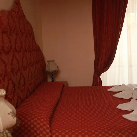 Il Papavero فندق *