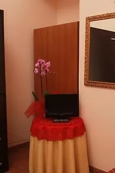 イル パパヴェロ ホテル *